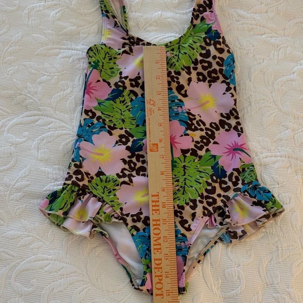Flap Happy UPF 50+ Delaney Hip Ruffle Swimsuit. sz 6